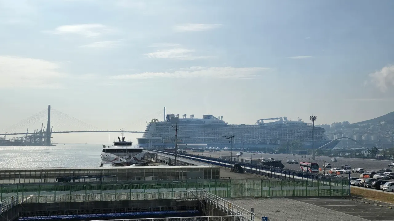 로얄캐리비안 스펙트럼 오브 더 씨즈 외관